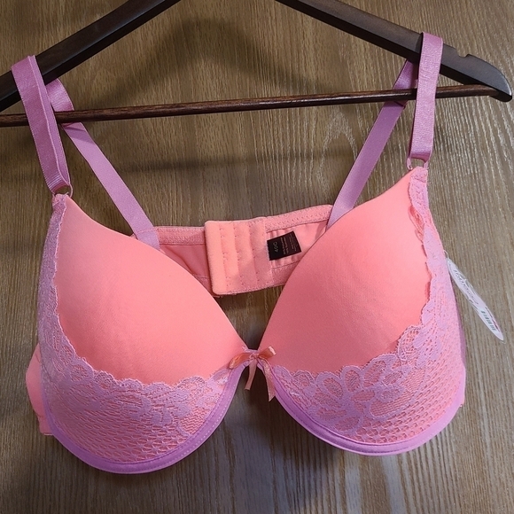 Inteco Intimates Two Tone Lace Trim Bra - Picture 2 of 9